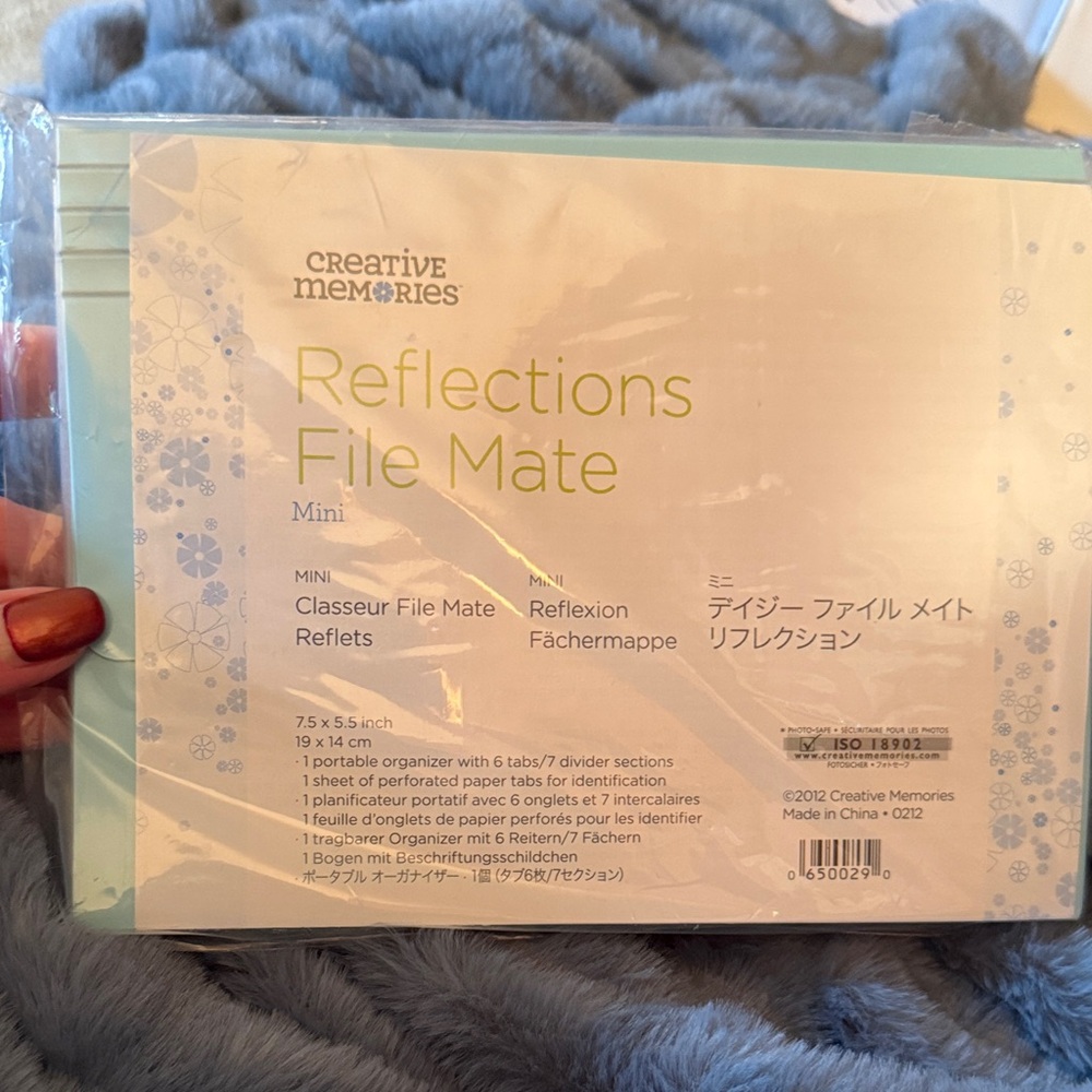 Creative Memories Reflections File Mate - Blue and White